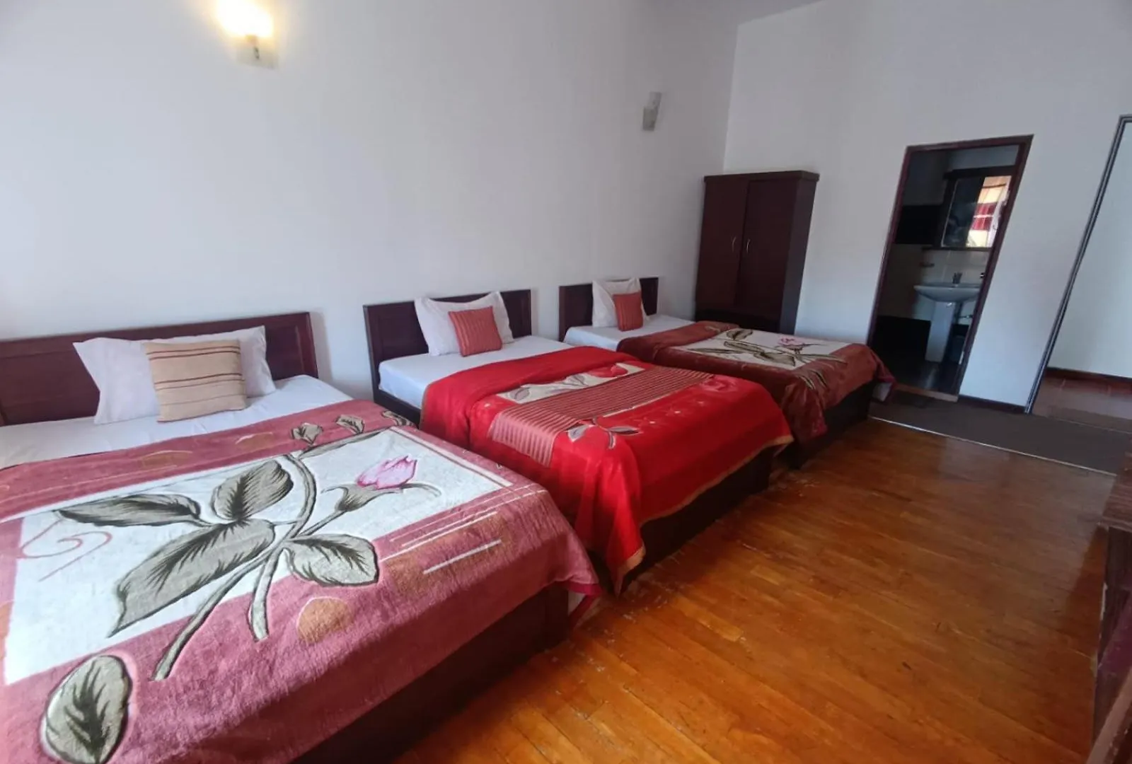 Homestay Rose Garden Apartment Nuwara Eliya